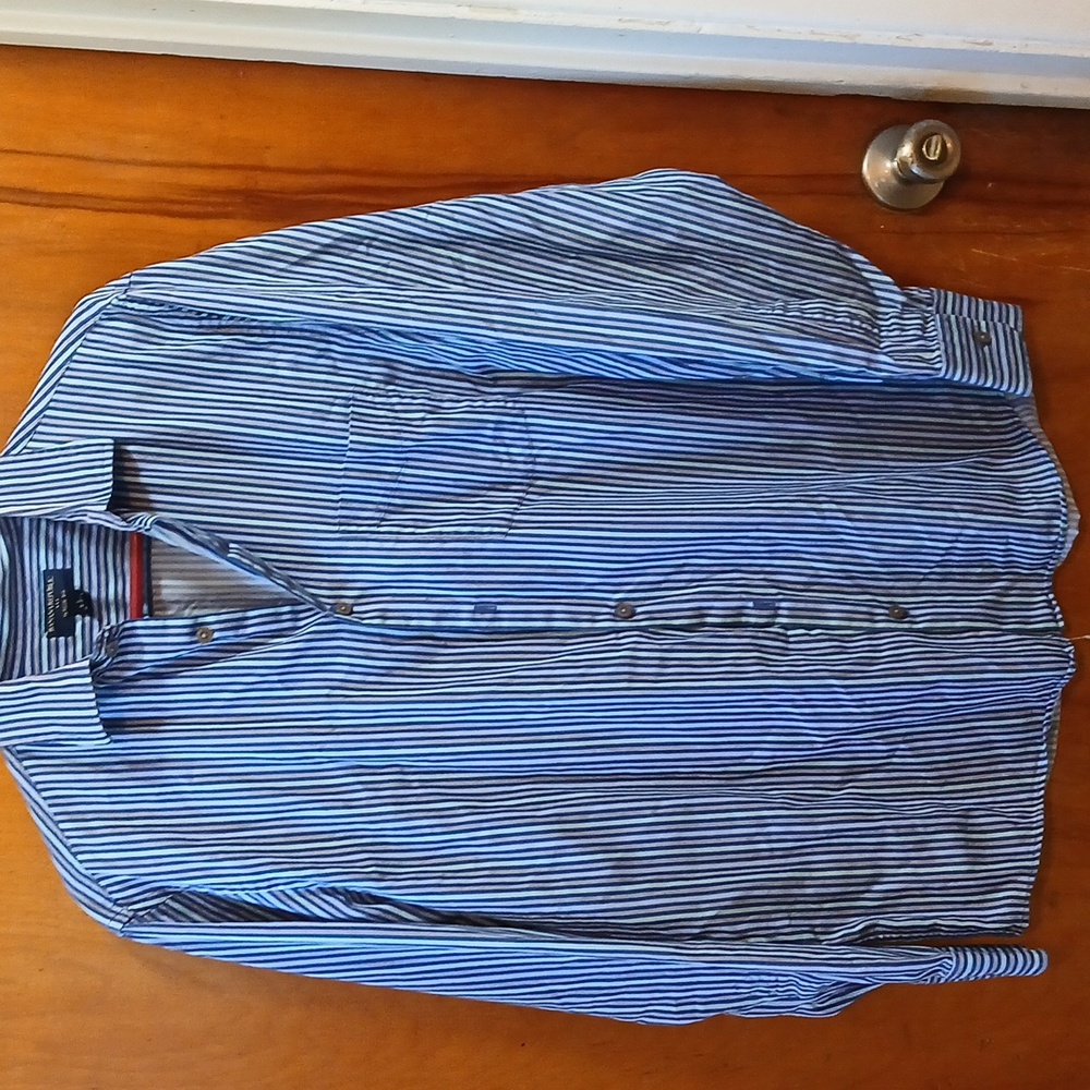 Banana Republic long sleeve button down shirt